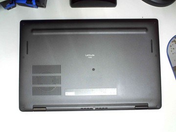 Б/у Ноутбук Dell 14/ core i7 1265u/ ram16gb/ ssd512gb/ uhd/ touch screen 01-201041236