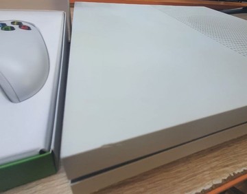 Б/в Ігрова приставка Microsoft xbox one s 500gb 01-201046744