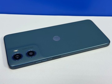 Б/в Мобільний телефон Motorola moto g06 4g 4/256gb 01-201067658