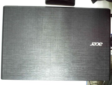 Acer 15/core i5 6200u ddr3/8gb ddr3/hdd *відсутній/ssd 120 gb/geforce 920m 2gb