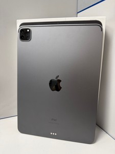 Б/в Планшет Apple ipad pro 11 2020 wi-fi 256gb 01-201107044