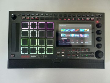 Akai mpc live iii
