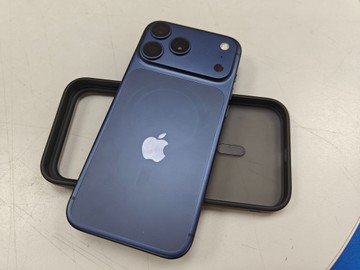 Б/в Мобільний телефон Apple iphone 17 pro max 512gb esim 01-201003819