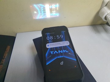 Б/в Мобільний телефон Unihertz tank 2 pro 12/256gb 01-201122358