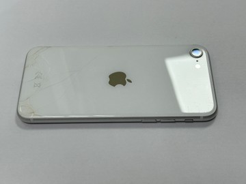 Б/в Мобільний телефон Apple iphone se 2020 64gb 01-201138840