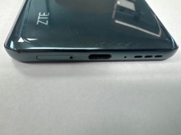 Б/в Мобільний телефон Zte blade v40 pro 6/128gb 01-201140569