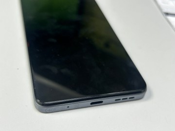 Б/в Мобільний телефон Motorola g24 4/128gb 01-201138394