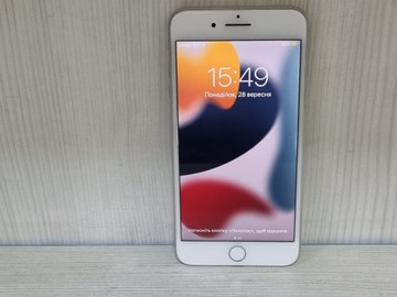 Б/в Мобільний телефон Apple iphone 7 plus 32gb 01-201147364