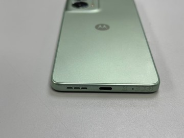Б/в Мобільний телефон Motorola g24 4/128gb 01-201150080