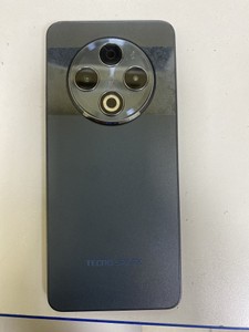 Б/в Мобільний телефон Tecno tecno spark 30 8/128gb kl6 01-201159427