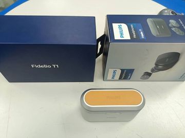 01-200429145: Philips fidelio t1