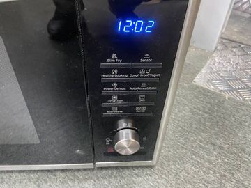 16-000226573: Samsung mc32j7055ct