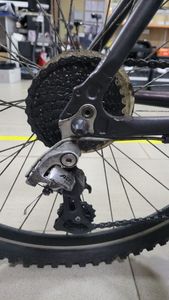 01-200512444: Cube aim 26'' 2013