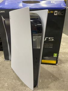 01-200741380: Sony playstation 5 825gb