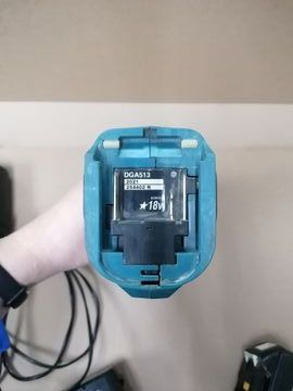 01-200772828: Makita dga513rtj