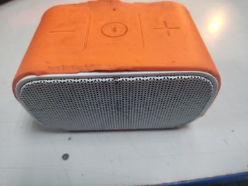 01-200781728: Logitech ue mini boom