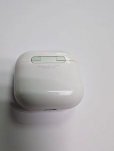 01-200784892: Apple airpods 4