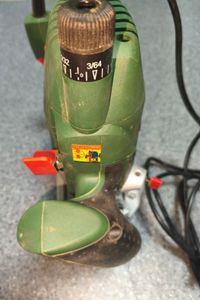 01-200795910: Bosch pof 1400 ace