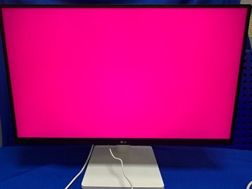 01-200797635: Lg 27us500-w