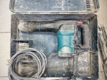 Б/в Відбійний молот Makita hm0860c 01-200759378