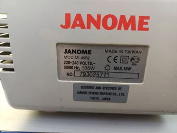 Б/в Швейна машина Janome mylock 4952 01-200804568