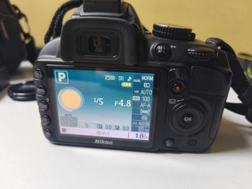 Б/в Фотоапарат Nikon d3100 kit / af-s nikkor 18-55mm f:3,5-5,6g vr dx 01-200811481