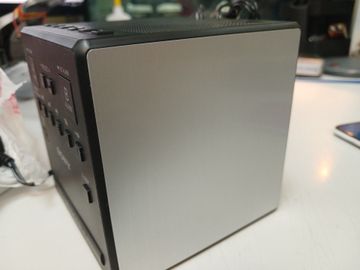 Б/у Радиоприемник Sony icf-c1pj 01-200825786