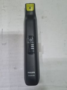 Б/у Триммер электрический Philips oneblade pro 360 qp6542 01-200838438