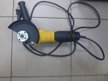 Б/у Угловая шлифмашина Stanley stgs9125 01-200841412
