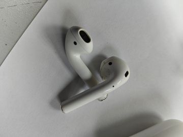Б/в Навушники Apple airpods 2nd generation a1602, a2031, a2032 01-200839111