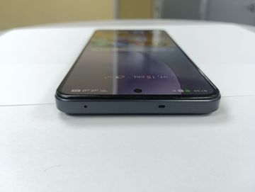 Б/в Мобільний телефон Realme 14t 5g 8/256gb 01-200798011