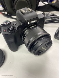 Б/в Фотоапарат Canon eos m50 mark ii kit 15-45mm is stm 01-200853901