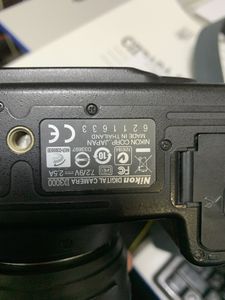 Б/в Фотоапарат Nikon d3000 kit /af-s nikkor 18-55mm 1:3,5-5,6g vr dx 01-200854636