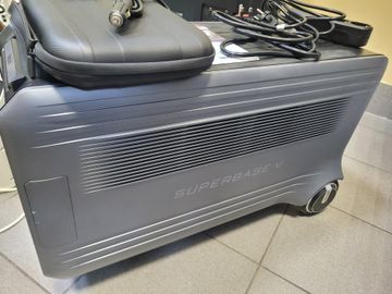 Б/в Зарядна станція Zendure superbase v6400 3800вт ups semi-solid gridflow wifi/bt 01-200862554