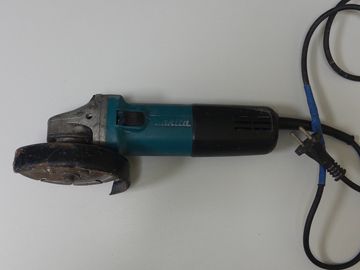 Б/в Кутова шліфмашина Makita 9558hn 01-200867995
