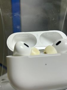 Б/в Навушники Apple airpods pro 2nd generation with magsafe charging case usb-c 01-200871802