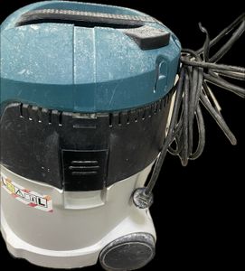 Б/в Пилосос Makita vc2512l 01-200880261