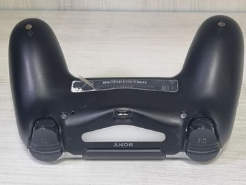 Б/в Геймпад Sony dualshock 4 v2 01-200885061