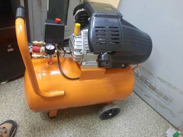 Б/у Компрессор Grad Tools 7043935 01-200903428