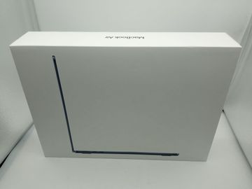 Б/в Ноутбук Apple macbook air 13.6/ m2 / ram 16gb/ ssd 256gb/ gpu 8 core 01-200907168