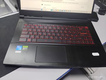 Б/в Ноутбук Msi 15/core i5-12450h ddr5/16gb ddr5/hdd *відсутній/ssd 1000 gb/geforce rtx4050 6gb 01-200906963