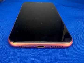 Б/в Мобільний телефон Apple iphone xr 64gb 01-200918143