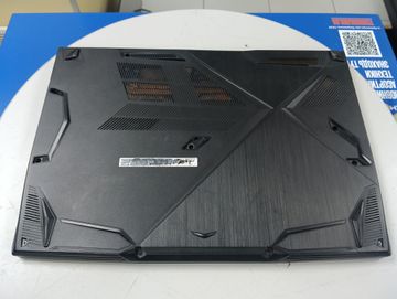 Б/в Ноутбук Msi 15/core i5-12450h ddr5/16gb ddr4/hdd *відсутній/ssd 512 gb/geforce rtx4050 6gb 01-200919174