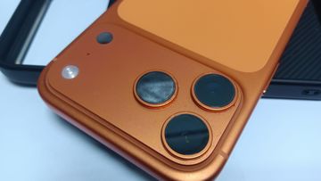 Б/в Мобільний телефон Apple iphone 17 pro max 256gb 01-200920408