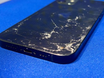 Б/в Мобільний телефон Apple iphone 12 128gb 01-200927962