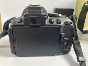 Б/в Фотоапарат Nikon d5300 body 01-200936719