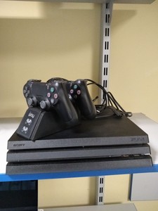 Б/в Ігрова приставка Sony playstation 4 pro 1tb 01-200949062