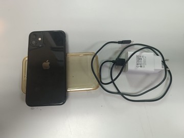 Б/в Мобільний телефон Apple iphone 11 64gb 01-200958270