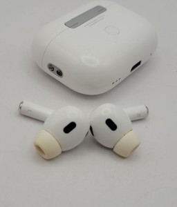 Б/в Навушники Apple airpods pro 2nd generation with magsafe charging case usb-c 01-200902216