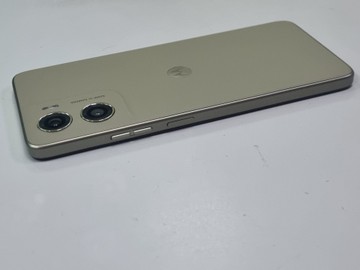 Б/в Мобільний телефон Motorola moto g06 power 4/256gb 01-200966186